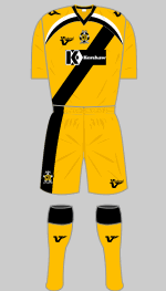 cambridge united 2009-10 away kit